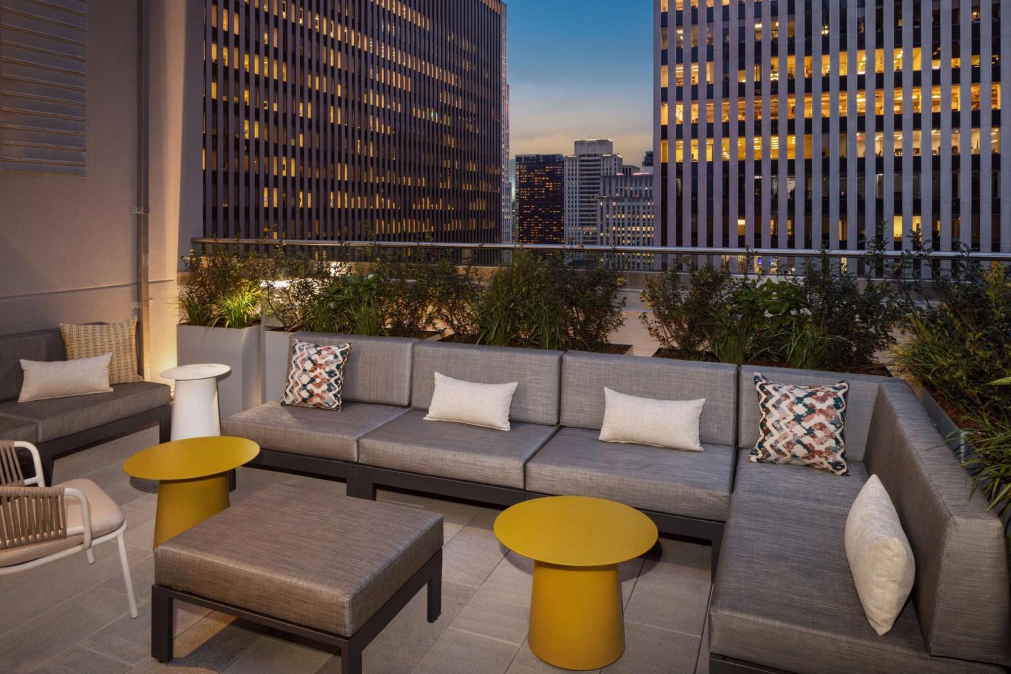 Hampton Inn By Hilton New York Times Square Exterior foto